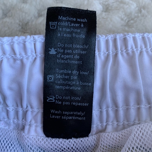 George Boys Swim Short with Wave Pattern size 2T - Picture 4 of 4